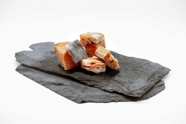 Salmon Chunks 1kg raw dog food